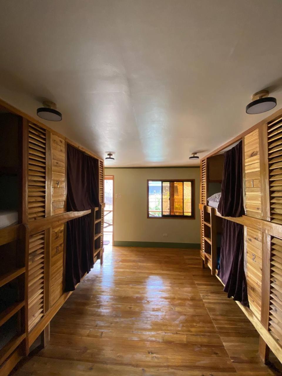 Islanders Hostel Port Barton San Vicente  Ngoại thất bức ảnh